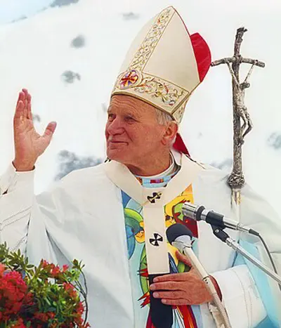 1979 pope john paul ii begins his first pastoral visit to the uni 10 01