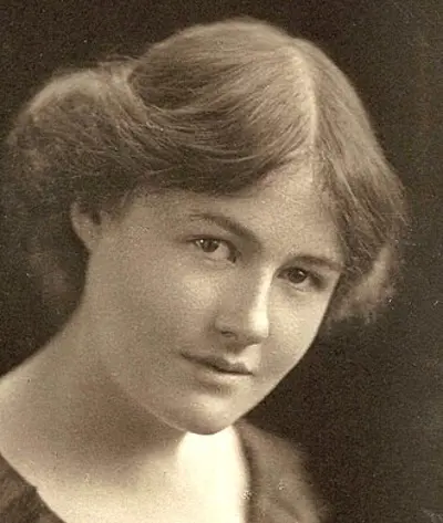 1979 rebecca clarke english viola player and composer born 1886 10 13