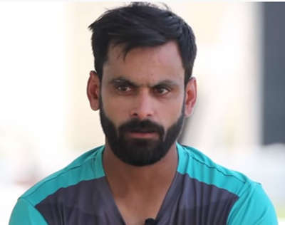 1980 mohammad hafeez pakistani cricketer 10 17