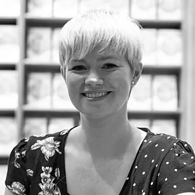 1981 cecelia ahern irish author 09 30