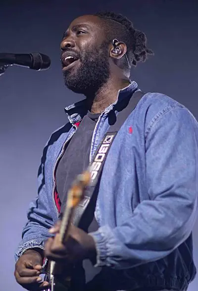 1981 kele okereke english singer songwriter and musician 10 13