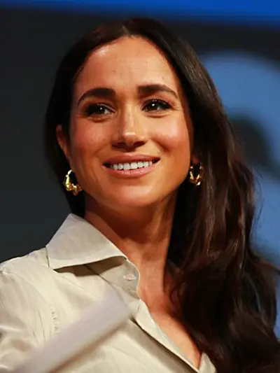 1981 meghan duchess of sussex american member of british royal 08 04
