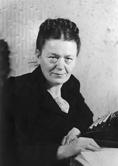 1982 iryna vilde ukrainian author and educator born 1907 10 30