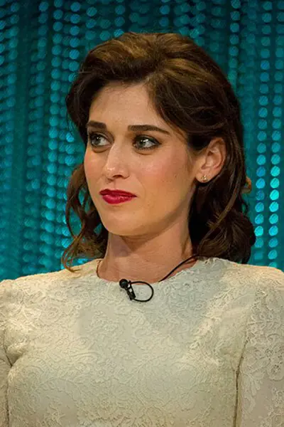 1982 lizzy caplan american actress 06 30