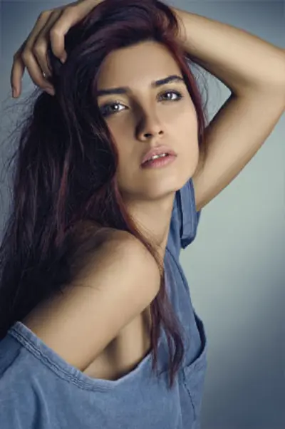 1982 tuba buyukustun turkish actress 07 05