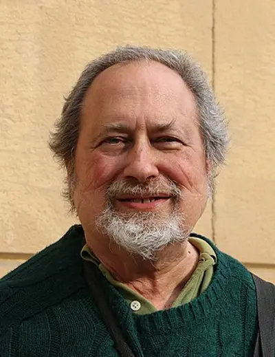 1983 american software developer richard stallman announced plans 09 27