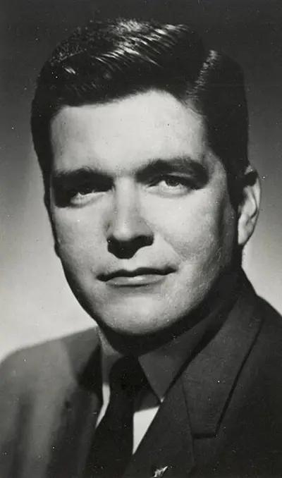 1983 larry mcdonald american physician and politician born 1935 09 01