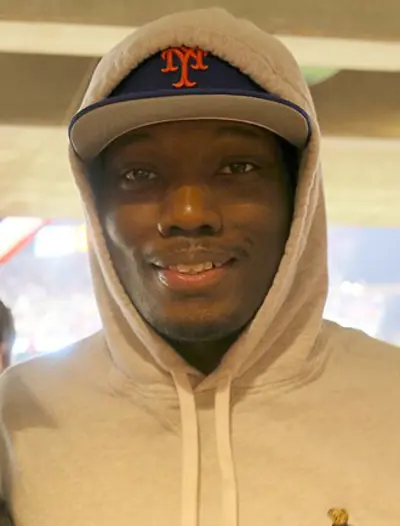 1983 michael che american comedian 05 19