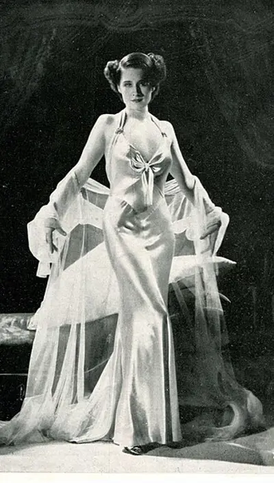 1983 norma shearer canadian american actress born 1902 06 12