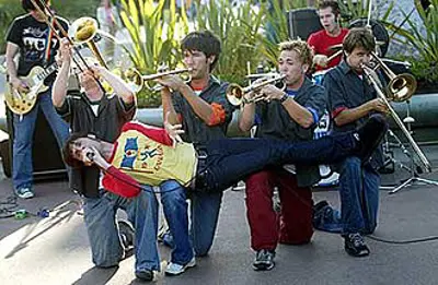 1984 chris maurer former bassist of ska band suburban legends 08 03