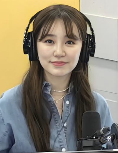 1984 yoon eun hye south korean singer and actress 10 03