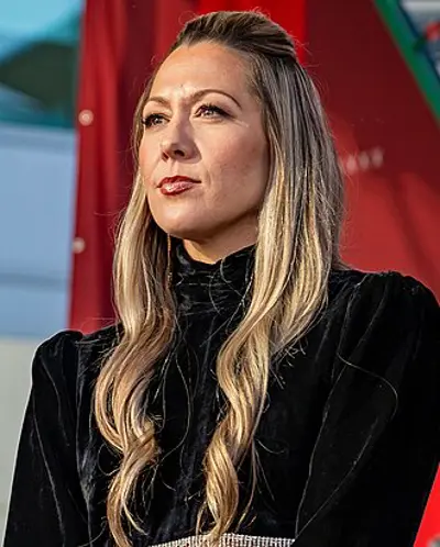 1985 colbie caillat american singer songwriter and guitarist 05 28