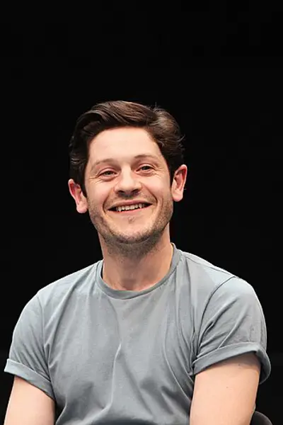 1985 iwan rheon welsh actor and singer 05 13