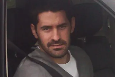 1985 scott carson english footballer 09 03