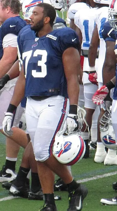 1986 jarron gilbert american footballer 09 30