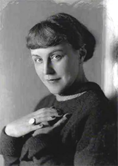 1986 noel streatfeild english author born 1895 09 11