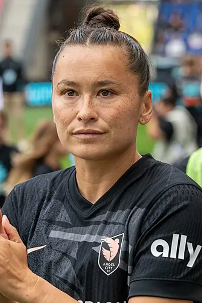 1987 ali riley new zealand footballer 10 30