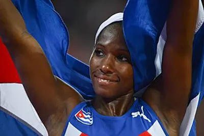 1987 yarisley silva cuban pole vaulter 06 01