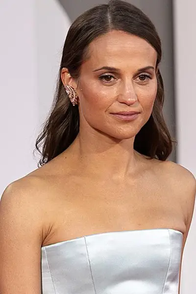 1988 alicia vikander swedish actress 10 03