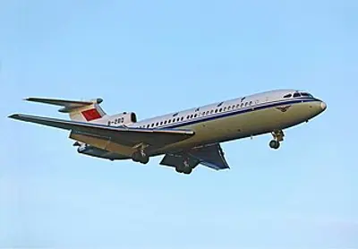 1988 caac flight 301 overshoots the runway at kai tak airport and 08 31
