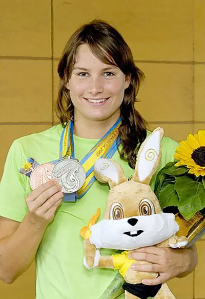 1988 sara isakovic slovenian swimmer 06 09