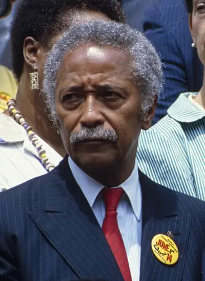 1989 david dinkins becomes the first african american to be elect 11 07