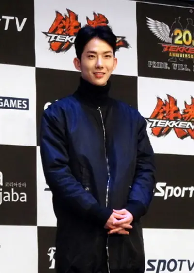 1989 jo kwon south korean singer and dancer 08 28