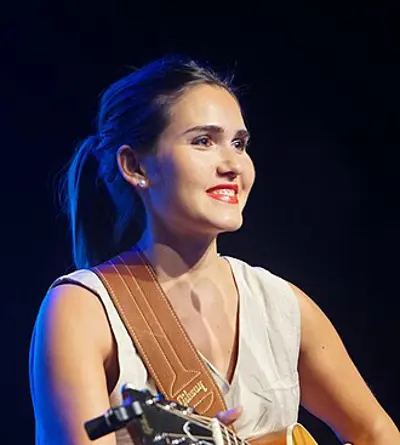 1989 joyce jonathan french singer songwriter and guitarist 11 03