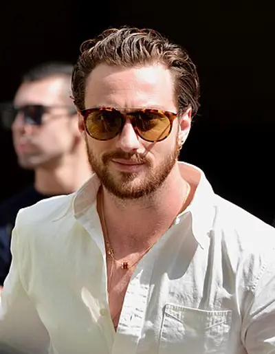1990 aaron taylor johnson english actor 06 13