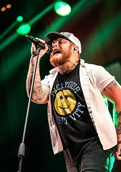 1990 danny worsnop english singer songwriter 09 04