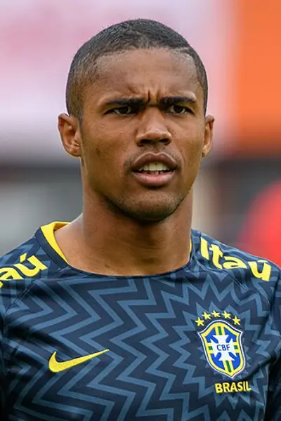 1990 douglas costa brazilian footballer 09 14