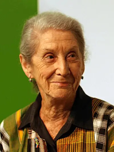 1991 nadine gordimer is announced as the winner of the nobel priz 10 03