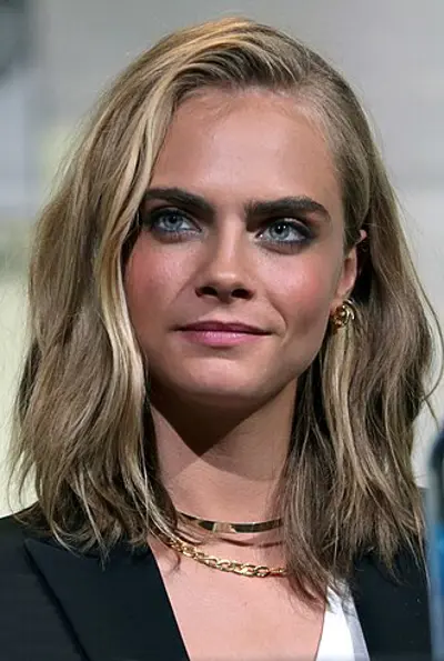1992 cara delevingne english model and actress 08 12