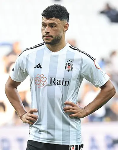 1993 alex oxlade chamberlain english footballer 08 15