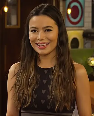 1993 miranda cosgrove american actress and singer 05 14