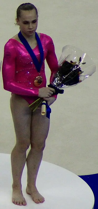 1993 rebecca bross american gymnast 07 11