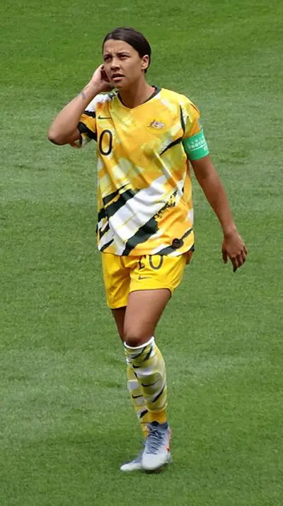 1993 sam kerr australian footballer 09 10