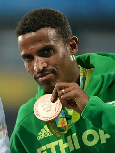 1994 hagos gebrhiwet ethiopian runner 05 11