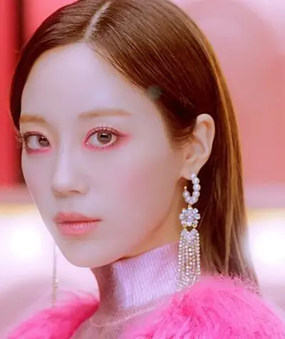 1994 heo young ji south korean singer 08 30