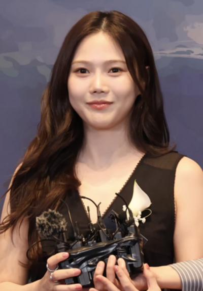 1994 hyojung south korean singer 07 28