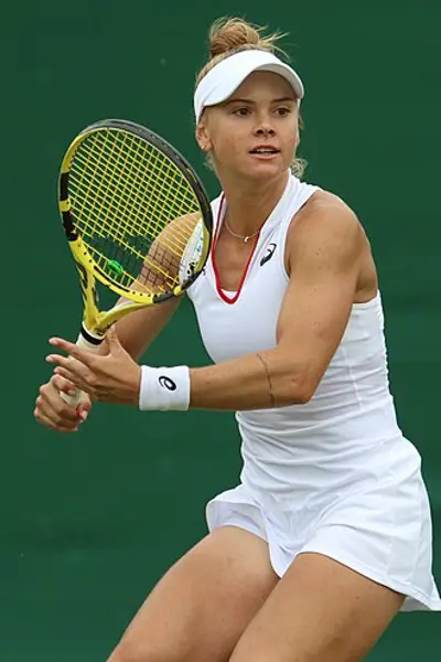 1994 laura pigossi brazilian tennis player 08 02
