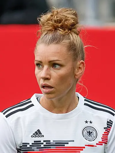 1994 linda dallmann german professional footballer 09 02