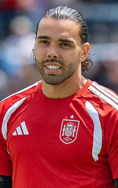 1995 david raya spanish footballer 09 15
