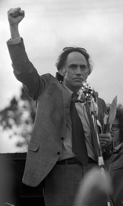 1995 william kunstler american lawyer and activist born 1919 09 04