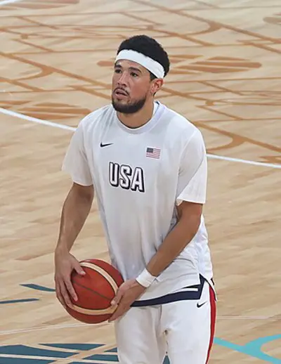 1996 devin booker american basketball player 10 30