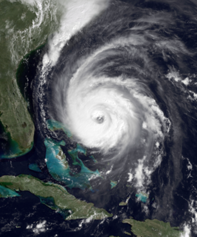 1996 hurricane fran makes landfall near cape fear north carolina 09 05