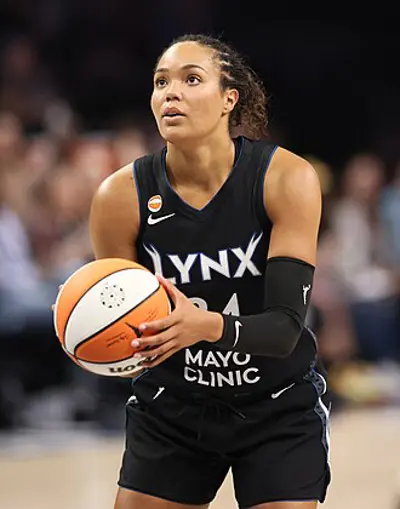 1996 napheesa collier american basketball player 09 23