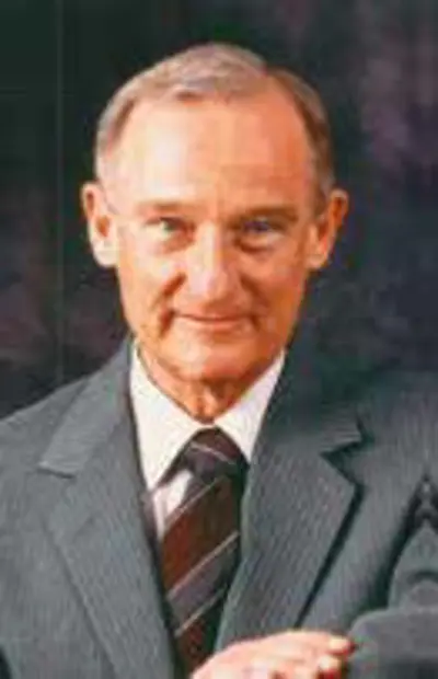 1996 seymour cray american engineer and businessman founded cra 10 05