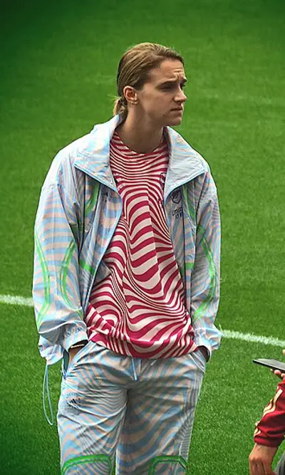 1996 vivianne miedema dutch football player 07 15