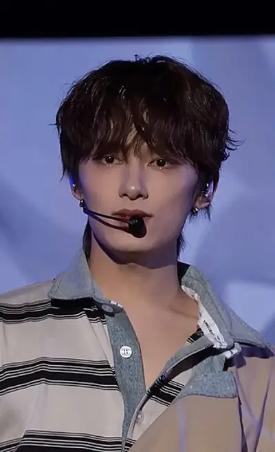 1996 wen junhui chinese singer and actor 06 10